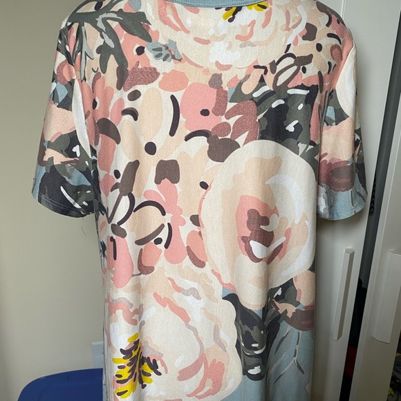 LuLaRoe Melissa - Picture 4 of 5